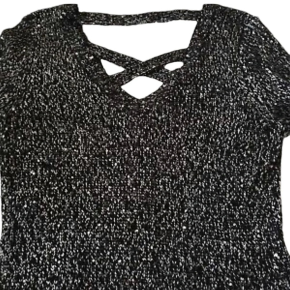 GUESS Black & White Silver Sequins V-Neck Sweater Shirt Criss Cross Back  SZ XS - Picture 1 of 6